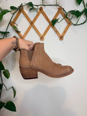 DOLCE VITA Zabi Nubuck Leather Mid Heel Booties